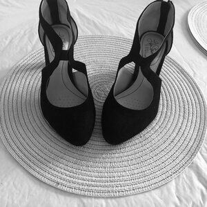 Dress Shoes high heeled